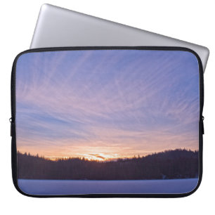 Housse Pour Ordinateur Portable Coucher de soleil sur le lac et les arbres d'hiver