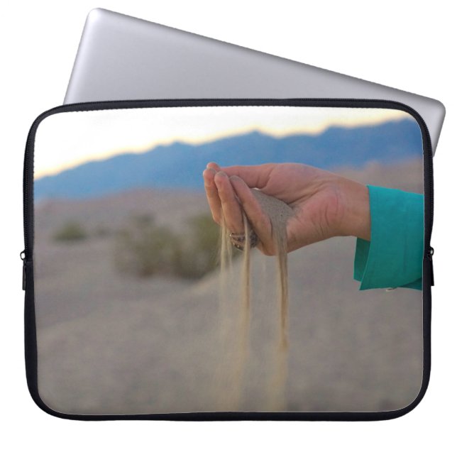 HOUSSE POUR ORDINATEUR PORTABLE DÉSERT PENDANT LA NUIT (Devant)