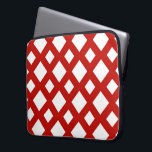Housse Pour Ordinateur Portable Diamants blancs sur rouge<br><div class="desc">Un motif audacieux et géométrique de petits et grands diamants blancs sur un arrière - plan rouge. Le rouge forme un treillis qui sépare les formes diamant. numériquement a créé une image de 9000 x 6000 pixels. Copyright ©2013 Claire E. Skinner,  Tous droits réservés.</div>