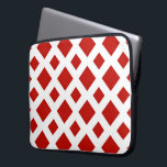 Housse Pour Ordinateur Portable Diamants rouges sur blanc<br><div class="desc">Un motif audacieux et géométrique de petits et grands diamants rouges sur un arrière - plan blanc. Le blanc forme un treillis qui sépare les formes diamant. numériquement a créé une image de 9000 x 6000 pixels. Copyright ©2013 Claire E. Skinner,  Tous droits réservés.</div>