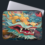 Housse Pour Ordinateur Portable Dragon coloré Nom personnalisé moderne<br><div class="desc">Dragon coloré moderne Nom personnalisé Portable Sleeve dispose d'un dragon coloré dans les nuages et personnalisé avec votre nom dans la typographie de script moderne. Parfait comme cadeau pour la famille et les amis pour l'anniversaire, Noël, Nouvel An chinois, vacances, Fête des pères, frère, mari, partenaire, meilleurs amis, collègues de...</div>