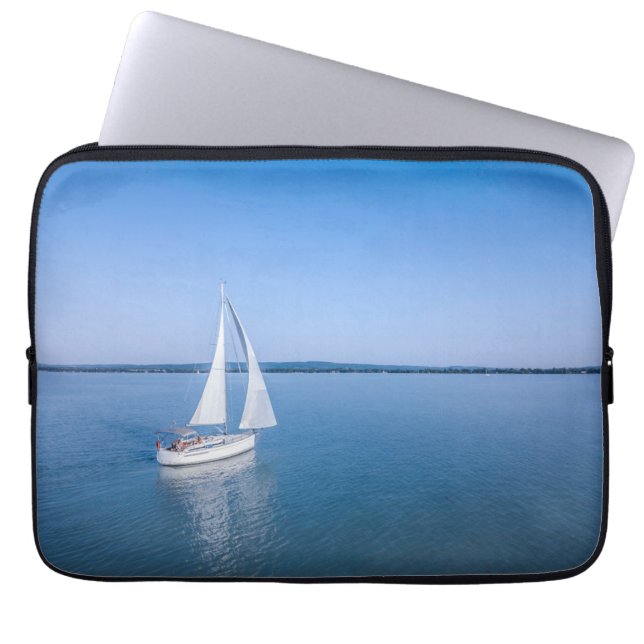 Housse Pour Ordinateur Portable Eau | Yacht au lac Balaton en Hongrie (Devant)