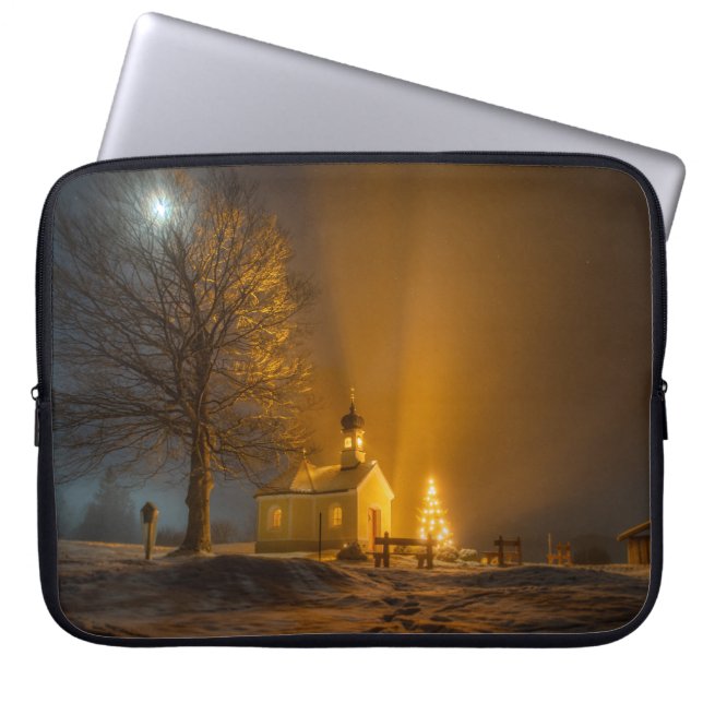 HOUSSE POUR ORDINATEUR PORTABLE ÉGLISE BLANCHE ET ARBRE BROWN (Devant)