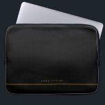 Housse Pour Ordinateur Portable Élégant minimal Black Gold Line Nom<br><div class="desc">Cette pochette d'ordinateur portable noir personnalisé avec votre nom de choix en brun doré sur arrière - plan noir est moderne et élégant. Toutes les couleurs peuvent être changées si vous le souhaitez.</div>