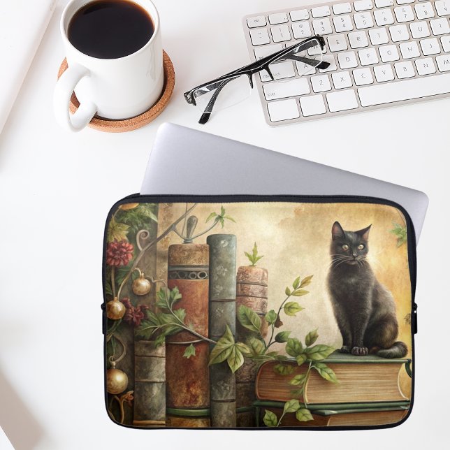 Housse Pour Ordinateur Portable Enchanted Black Cat Library (Créateur téléchargé)