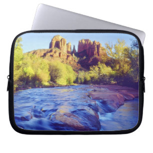 Housse Pour Ordinateur Portable États-Unis, Arizona, Sedona. Cathedral Rock reflét