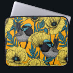 Housse Pour Ordinateur Portable Fée et pavots en jaune<br><div class="desc">Fairy-wren et poppies,  motif continu dessiné sur Illustrator.</div>