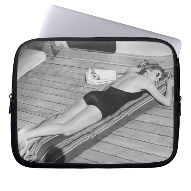 Housse Pour Ordinateur Portable Femme de bronzage de Sun (Devant)