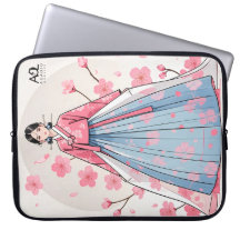 Femme de Hanbok Radiant embellie avec Cerry Bloss