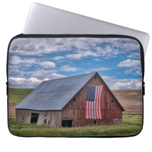 Housse Pour Ordinateur Portable Fermes   Grange rouge rustique avec drapeau améric