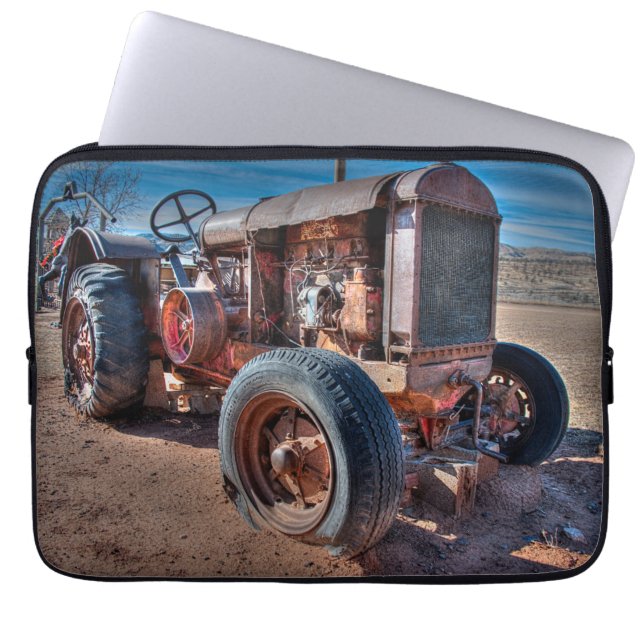 Housse Pour Ordinateur Portable Fermes | Tracteur d'antiquité rouillé (Devant)