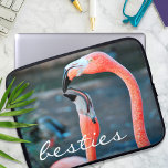 Housse Pour Ordinateur Portable Flamant rose rose Amis de la photographie Besties<br><div class="desc">Qui dit que les flamants roses ne peuvent pas s’amuser avec leur ami préféré ? Souriez chaque fois que vous utilisez cette étonnante manche d'ordinateur portable en néoprène photo colorée de deux flamants roses jouant autour. Cette pochette pour ordinateur portable est disponible en trois tailles : 15", 13" et 10"....</div>