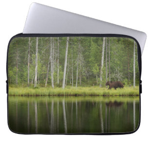 Housse Pour Ordinateur Portable Forêt Ours à la forêt de Taiga Nord de la Finlan