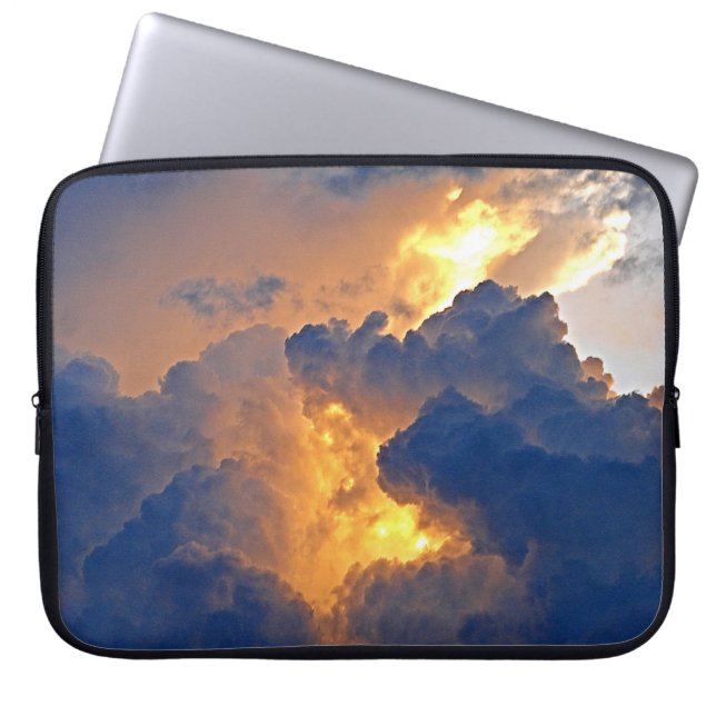 Housse Pour Ordinateur Portable Formation de nuages dramatiques (Devant)