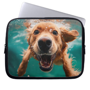 Housse Pour Ordinateur Portable Golden Retriever heureux nageant sous l'eau