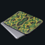 Housse Pour Ordinateur Portable Green Yellow Alligator Crocodile Dragon Leather<br><div class="desc">Beautiful green,  yellow and black realistic alligator or crocodile leather texture pattern. Dragon,  snake or serpent scales modern artistic design for a holiday gifts.</div>