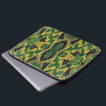 Housse Pour Ordinateur Portable Green Yellow Alligator Crocodile Dragon Leather<br><div class="desc">Beautiful green,  yellow and black realistic alligator or crocodile leather texture pattern. Dragon,  snake or serpent scales modern artistic design for a holiday gifts.</div>