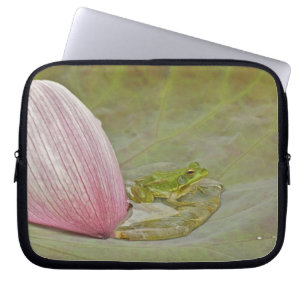 Housse Pour Ordinateur Portable Grenouille et pétale de fleur de lotus, Chine,