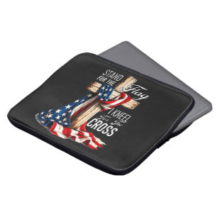 Housse Pour Ordinateur Portable Je me tiens debout pour le drapeau et je m'agenoui
