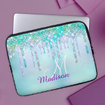 Housse Pour Ordinateur Portable Joli Aqua Turquoise Unicorn Parties scintillant Dr<br><div class="desc">Parties scintillant chic et élégante girly iridescente gouttes dans unicorn arc-en-ciel aqua turquoise violet pour créer un modèle spécial de manche portable portable élégant. Ajoutez du style à votre bureau, à votre bureau ou à votre espace personnel avec un nom personnalisé chic et élégant et une pochette monogramme pour ordinateur...</div>