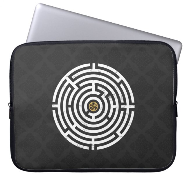 HOUSSE POUR ORDINATEUR PORTABLE LABYRINTHE TRISKELION TRIPLE SPIRALE CELTIQUE  (Devant)