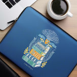 Housse Pour Ordinateur Portable Le bonheur est le café et les livres Personnalisé<br><div class="desc">Conception personnalisée avec une illustration dessinée à la main d'une pile de livres et d'une tasse de café. Parfait pour les amateurs de café.</div>