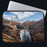Housse Pour Ordinateur Portable Les cascades | Fitz Roy Mountain, Argentine<br><div class="desc">Cette photo Getty Images extraordinaire présente l'automne au Fitz Roy Mountain,  El Chalten,  Patagonie,  Argentine.</div>
