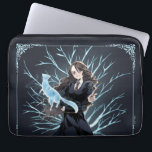 Housse Pour Ordinateur Portable L'Otter Patronus d'Anime Hermione Granger<br><div class="desc">Cette impressionnante illustration de style anime présente Hermione Granger, la brillante et courageuse sorcière de la série Harry Potter, qui incarne son charme Patronus. Vêtue de son uniforme de Hogwarts, Hermione se tient en confiance lorsqu'elle convoque son Patronus, une loutre éthérée, au milieu d'un tourbillon spectaculaire de branches de glace...</div>