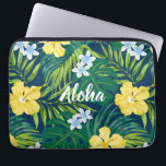 Housse Pour Ordinateur Portable Luna Hibiscus Garden Hawaiian - Jaune et Marine<br><div class="desc">Jaune, À feuillage persistant, Chaux, Bleu et Navy Colorway. Des fleurs d'Hibiscus et de plumeria dansent sur fond de monstère et de palmiers feuilles. Ces fleurs sont couramment utilisées dans les vêtements pour chemise aloha et muu muus, créant un design qui rappelle les estampes hawaïennes des les années 50 et...</div>