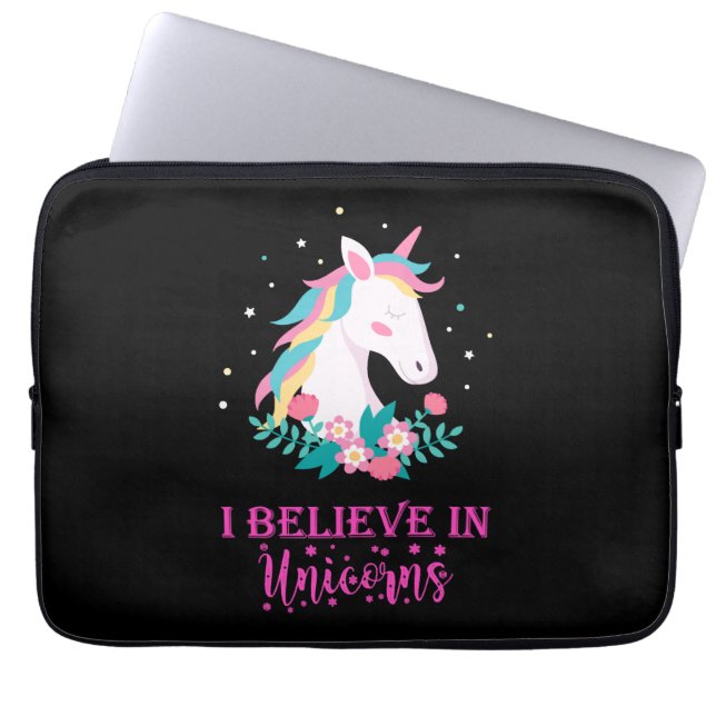 HOUSSE POUR ORDINATEUR PORTABLE MAGIE LICORNE       (Devant)