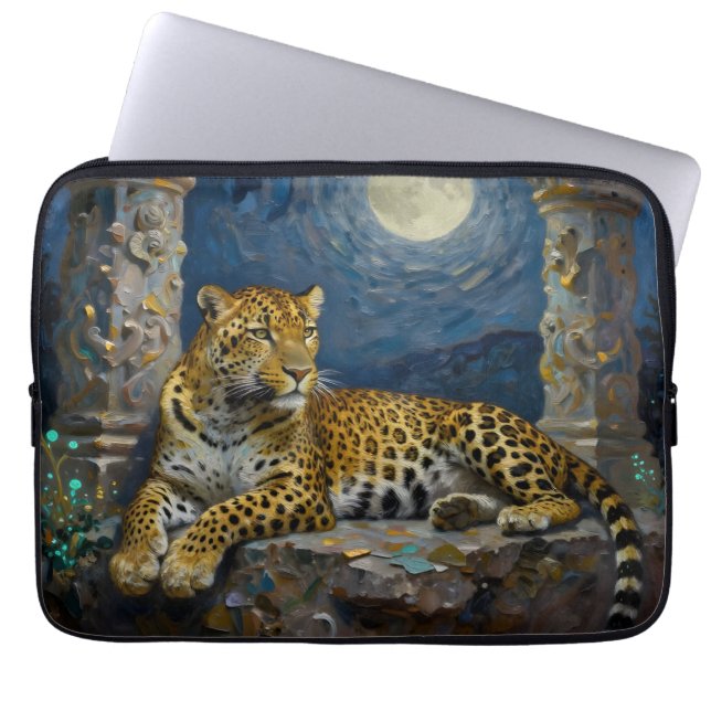 Housse Pour Ordinateur Portable Majestic Leopard on Cliff Ledge   (Devant)