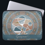 Housse Pour Ordinateur Portable Mandala Turquoise personnalisé et or Abstrait Acce<br><div class="desc">Protégez votre appareil avec style et sophistication en utilisant cette Manche Portable Mandala Turquoise et Abstrait or personnalisée. Doté d'un noyau géométrique complexe et entouré de motifs de points fascinants, ce design allie élégance moderne et détails artistiques intemporels. Les riches teintes turquoises et d'inspiration or créent une esthétique luxueuse, faisant...</div>
