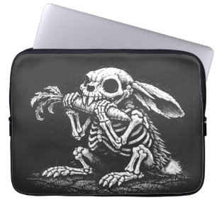 Housse Pour Ordinateur Portable Manger des légumes – Lapin mort par BurnsInHell