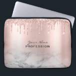 Housse Pour Ordinateur Portable Maquillage Artiste Parties scintillant  Rose Marbr<br><div class="desc">Rose Parties scintillant tendance gouttes d'or Lashes script Rose Gold Marble Portable manche. Fabuleux maquillage Artiste Eyelash Lashes design avec texte de calligraphie script, parties scintillant d'or rose et arrière - plan élégant accrocheur. Personnalisez ce design de pochette pour ordinateur portable féminin en ajoutant votre nom, votre profession, choisissez votre...</div>
