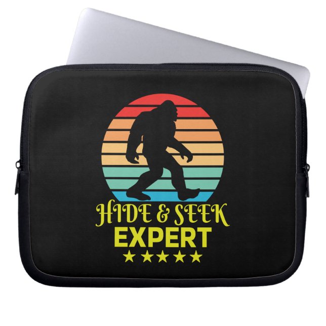 Housse Pour Ordinateur Portable Masquer Et Chercher Expert Bigfoot Drôle (Devant)