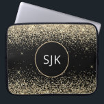 Housse Pour Ordinateur Portable Monogramme de Parties scintillant noire moderne Gi<br><div class="desc">Parties scintillant de luxe Gold et Black Faux et Coque d'Initiales Monogrammes Élégantes. Ce coque peut être customisé pour inclure votre nom initial et prénom.</div>