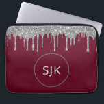 Housse Pour Ordinateur Portable Monogramme de Parties scintillant rouge bordeaux a<br><div class="desc">Parties scintillant personnalisée Argent et Rouge Bourgogne Faux et Coque Élégant Paraphe Monogrammé. Ce coque peut être customisé pour inclure votre nom initial et prénom.</div>