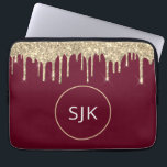 Housse Pour Ordinateur Portable Monogramme de Parties scintillant rouge Bourgogne<br><div class="desc">Parties scintillant personnalisée Gold et Burgundy Red Faux et Coque Élégant Paraphe Monogrammed Initials. Ce coque peut être customisé pour inclure votre nom initial et prénom.</div>