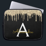 Housse Pour Ordinateur Portable Monogramme d'étincelle de Parties scintillant d'or<br><div class="desc">Black and Gold Faux Dripping Parties scintillant fille moderne et élégante et Coque de Monogramme élégant étincelant. Ce coque peut être customisé pour inclure votre nom initial et prénom.</div>