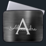 Housse Pour Ordinateur Portable Monogramme en acier inoxydable moderne en métal no<br><div class="desc">Huile métallique en acier inoxydable Noir et Gris Manche Monogramme moderne et élégant. Cette pochette d'ordinateur portable personnalisée monogrammée peut être customisée pour inclure votre nom initial et prénom et fait un cadeau de Noël ou d'anniversaire parfait.</div>