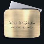Housse Pour Ordinateur Portable Monogramme métal professionnel Or<br><div class="desc">Moderne Gold Girly Make Up and Hair Beauty Salon Faux Metallic Stainless Elegant Monogramme Promotionnel Portable Bag or Sleeve Promotional (promo) publicité Coque. Ce coque informatique professionnel professionnel de classe peut être customisé pour inclure votre nom de signature de script monogrammé et le titre de la profession ou du poste....</div>