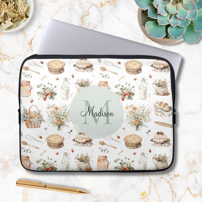 Housse Pour Ordinateur Portable Monogramme Whimsical Floral Strawberry Country (In situ)