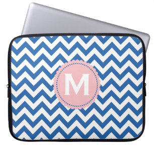 Housse Pour Ordinateur Portable Motif blanc de Chevron de monogramme de bleu royal