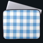 Housse Pour Ordinateur Portable Motif bleu clair et blanc En vichy<br><div class="desc">Les carrés bleu clair, blanc et bleu pâle forment un plaid audacieux et à carreaux. Le bébé bleu et blanc en vichy motif me rappelle des pique-niques d'été amusants et des petits garçons. Le blanc est transparent, donc vous pouvez le changer si vous voulez. Il suffit de cliquer sur le...</div>