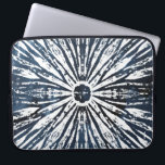 Housse Pour Ordinateur Portable Motif radial Indigo Ink<br><div class="desc">Indigo Ink Motif I par Juin Erica Vess. Conception radiale créée à partir de colorants bleu indigo et diverses formes géométriques.</div>