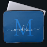 Housse Pour Ordinateur Portable Nom chic élégant moderne de manuscrit de bleu<br><div class="desc">Douille chic Girly blanche moderne d'ordinateur de nom de manuscrit de bleu marine de monogramme</div>
