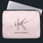 Housse Pour Ordinateur Portable Nom monogramme du script rose vif moderne<br><div class="desc">Script rose moderne monogramme nom d'ordinateur portable</div>