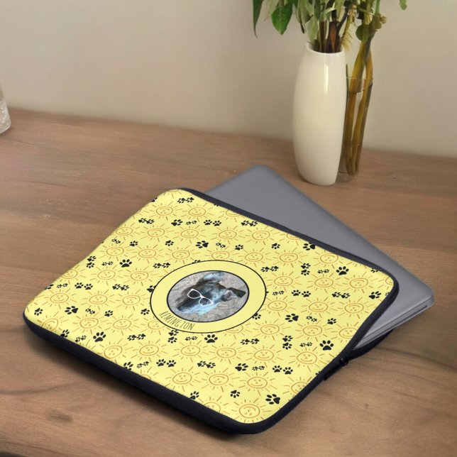 Housse Pour Ordinateur Portable Nom Photo Personnalisé Sunshine Black Patrouilles  (front overhead view of custom photo paw print pattern )
