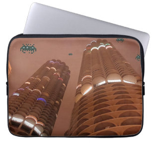 Housse Pour Ordinateur Portable Nuit des envahisseurs de Marina City