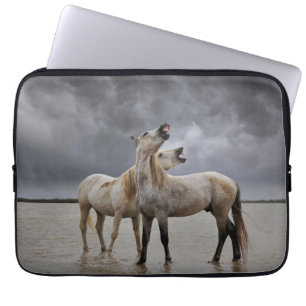 Housse Pour Ordinateur Portable Paire de Stallions de Cheval de Camargue, Sud de l